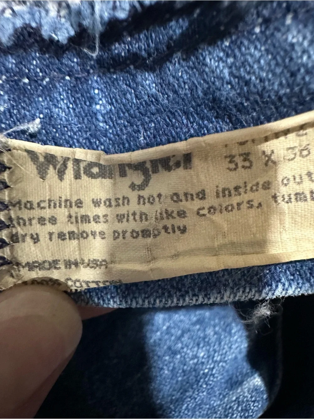 Wrangler Men's Medium Blue Straight Jeans